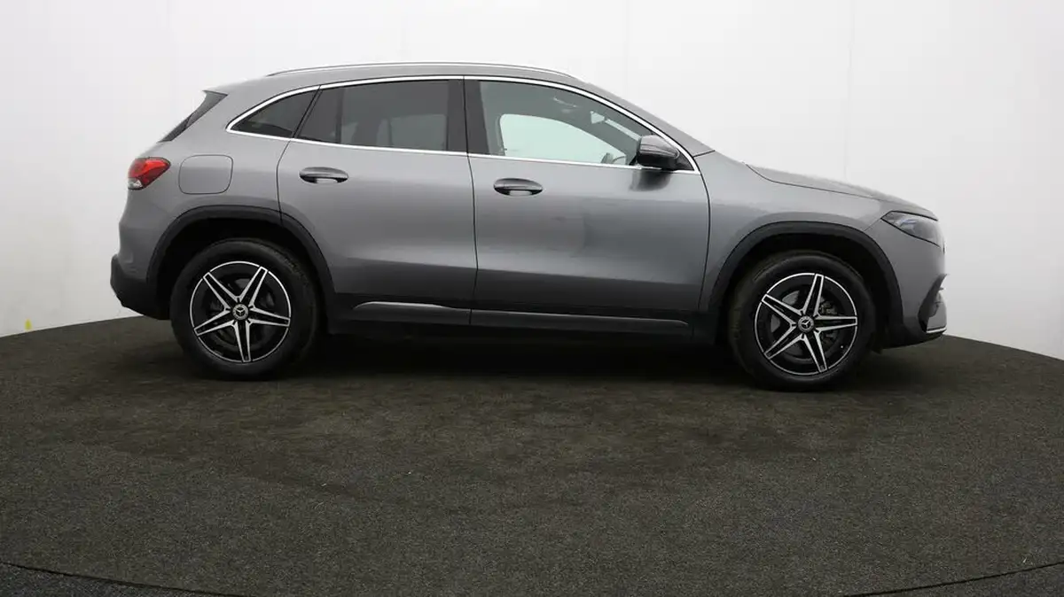 2022-mercedes-benz-eqa-e-eqa-250-amg-line-big-7
