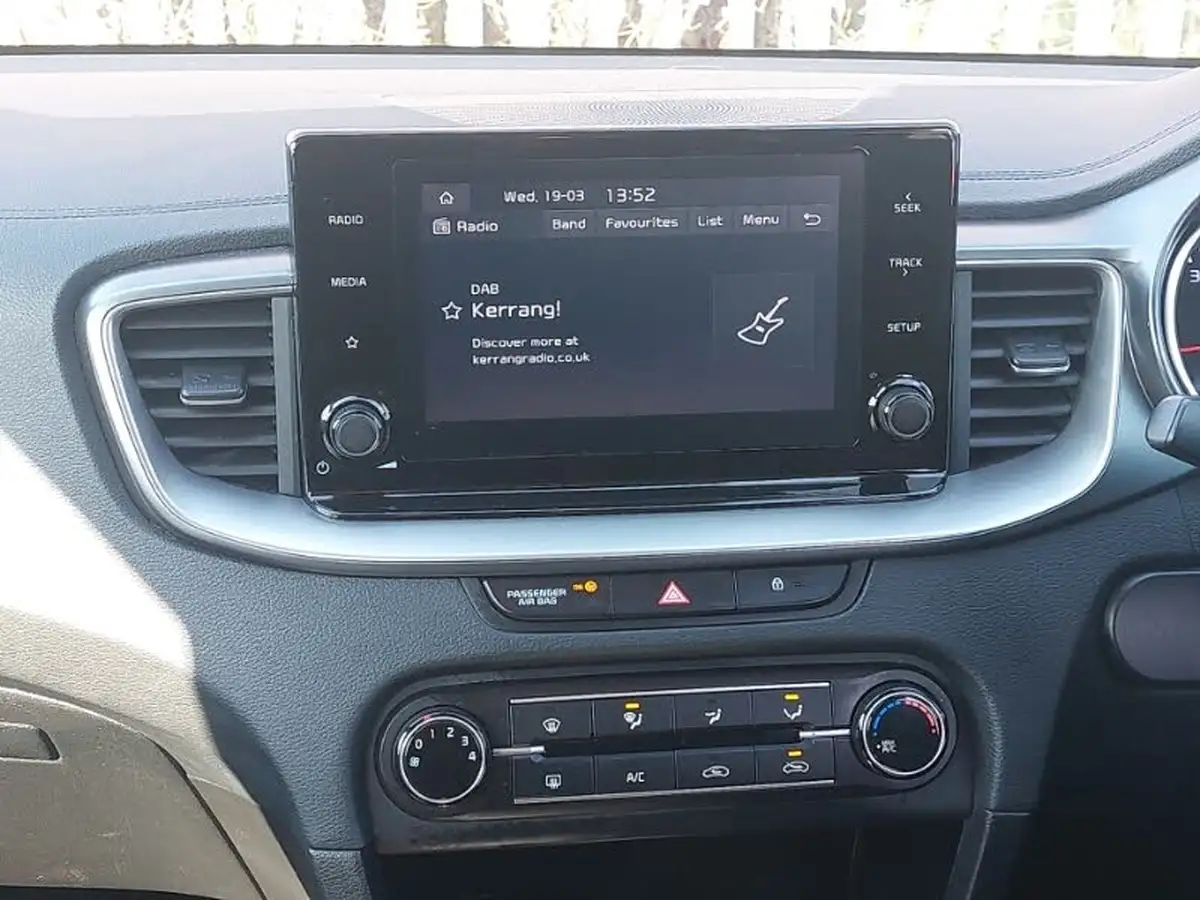 2023-kia-xceed-15-t-gdi-2-158bhp-big-10