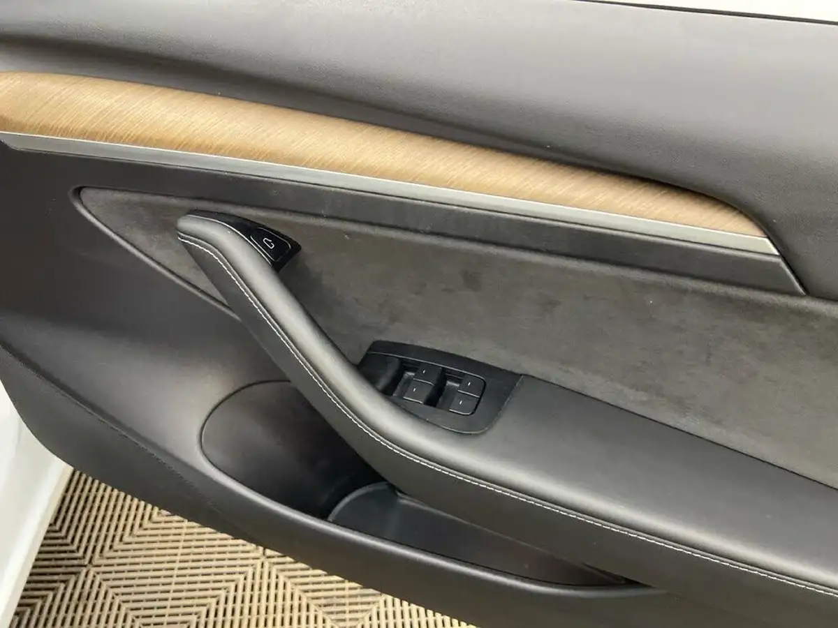 2021-tesla-model-3-e-long-range-4x4-big-14