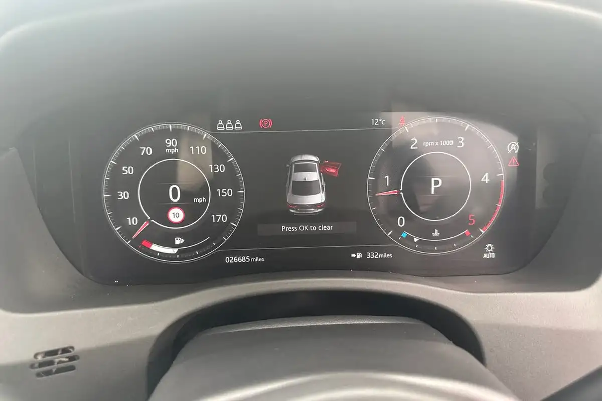 2019-jaguar-xe-20d-r-dynamic-se-big-37