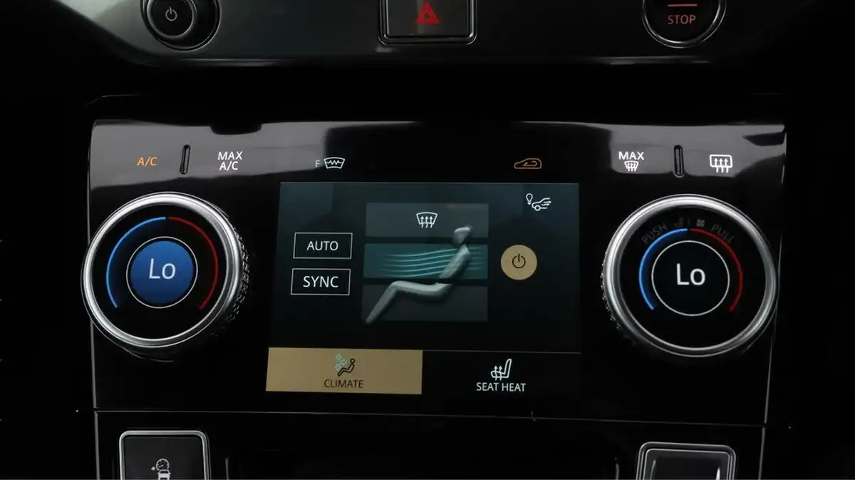 2021-jaguar-i-pace-ev400-se-big-11