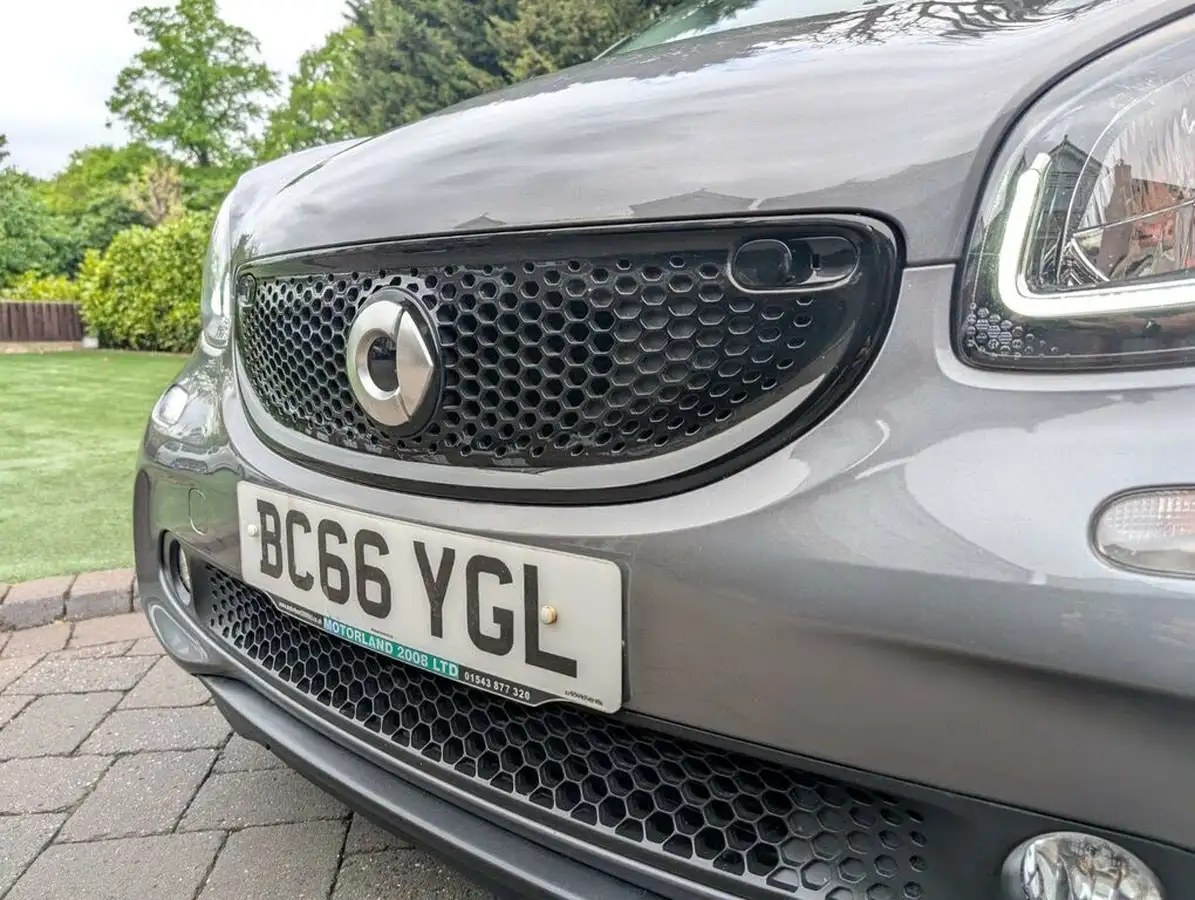 2017-smart-forfour-09-prime-90bhp-premium-plusss-big-10