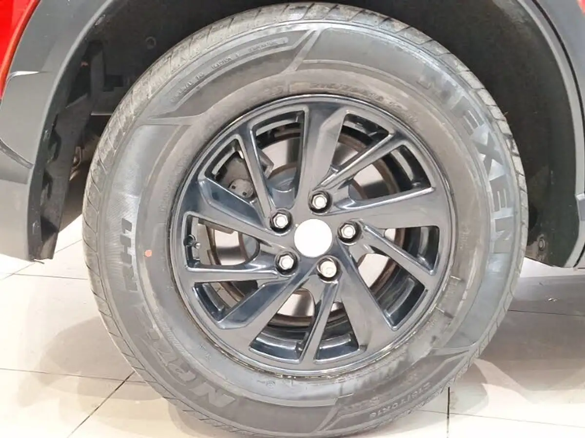 2019-mitsubishi-eclipse-cross-15-2-big-11