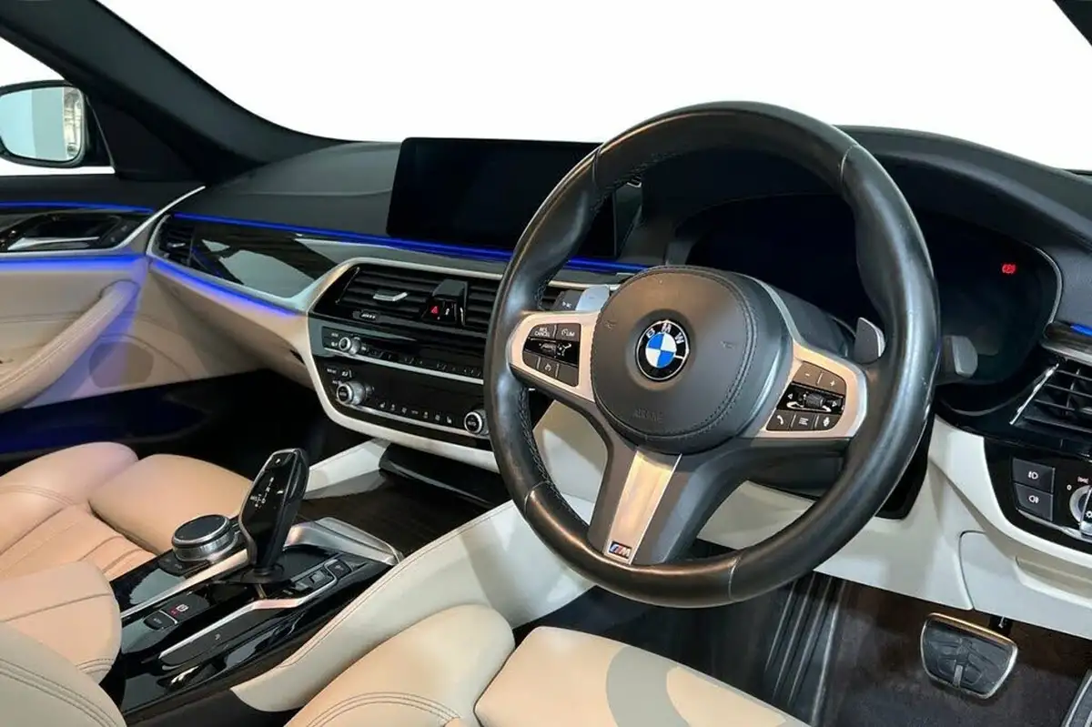 2020-bmw-5-series-20td-520d-m-sport-190ps-mht-saloon-4d-big-6