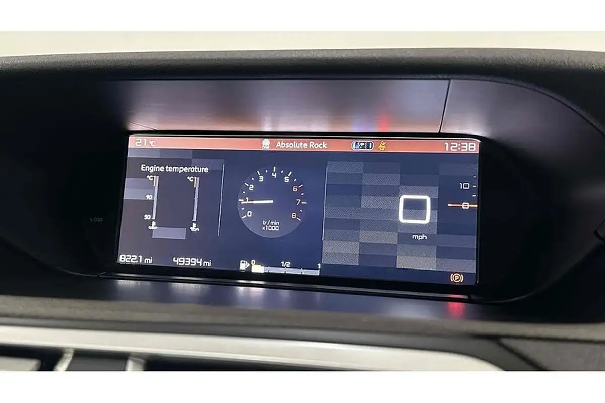 2018-citroen-c4-picasso-12-puretech-feel-big-31