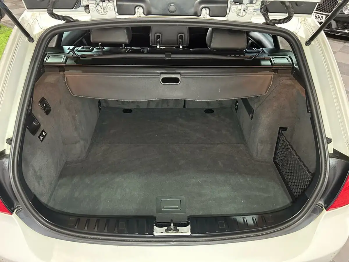 2011-bmw-3-series-20td-320d-sport-plus-touring-estate-5d-big-17