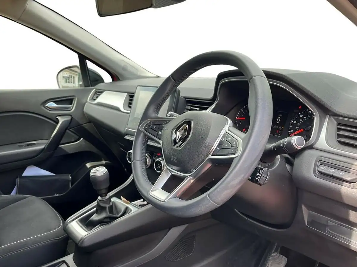 2021-renault-captur-13-tce-iconic-140ps-big-4