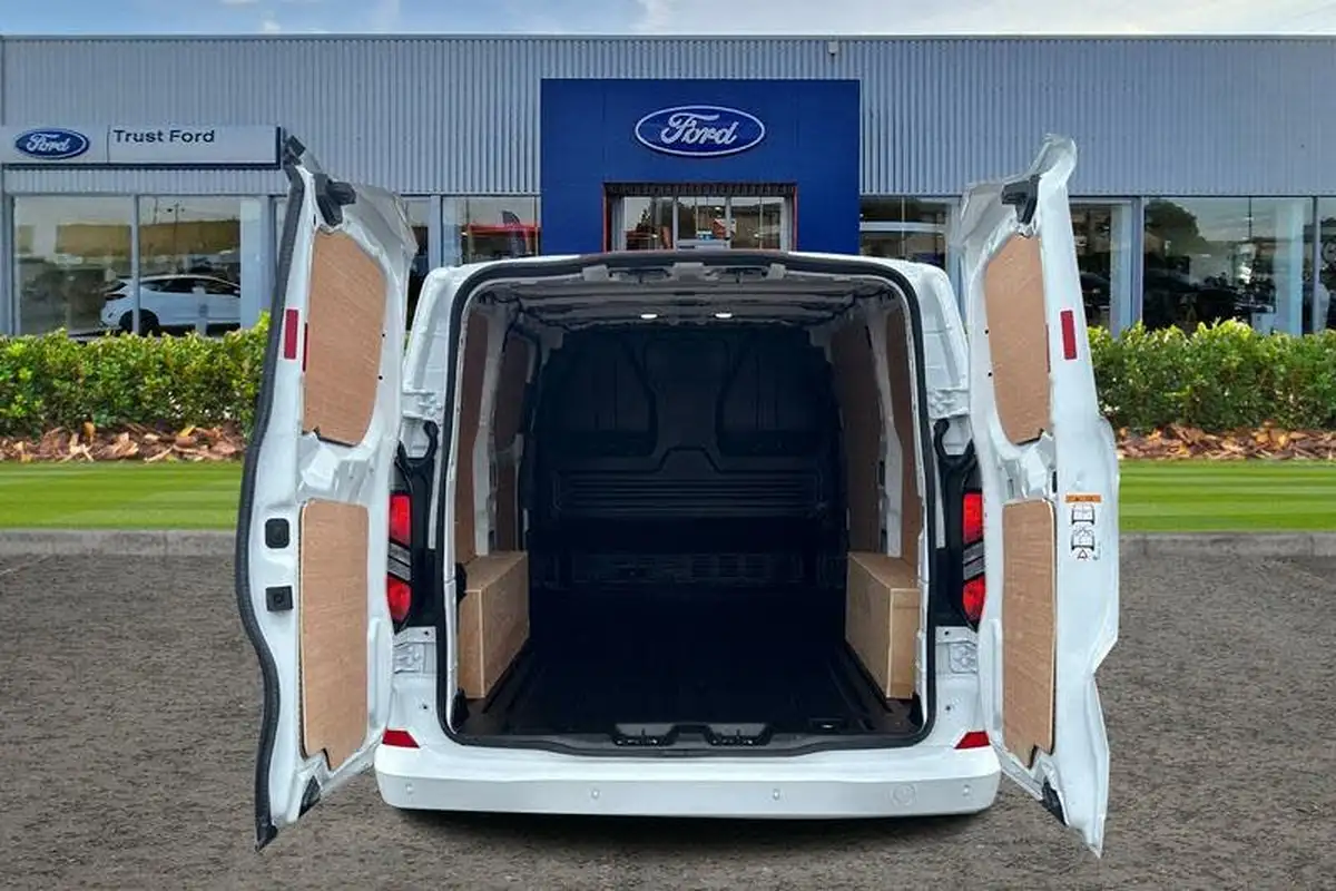 2024-ford-transit-custom-20tdci-280-l1h1-limited-136pseu6e-panel-van-1996cc-big-5