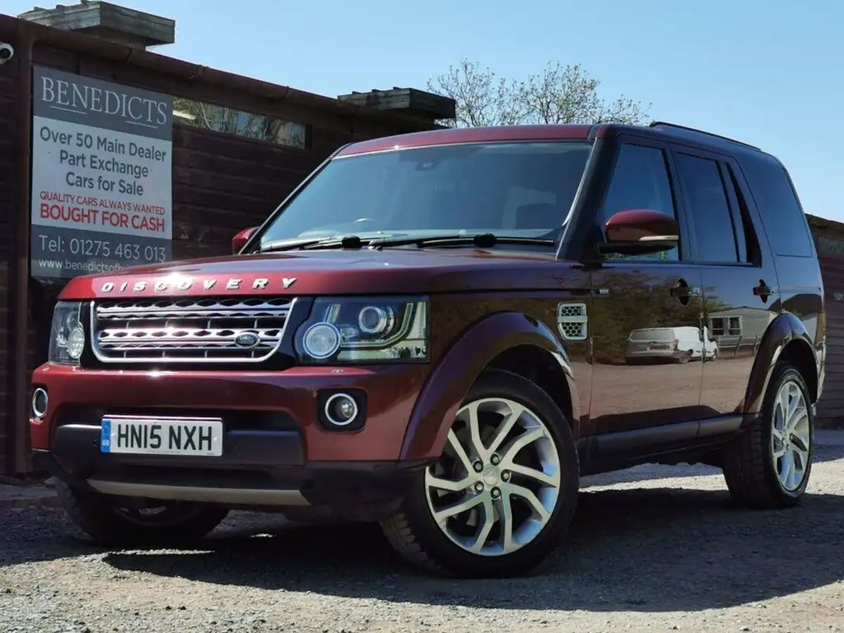 2015-land-rover-discovery-4-30-sd-v6-hse-big-64