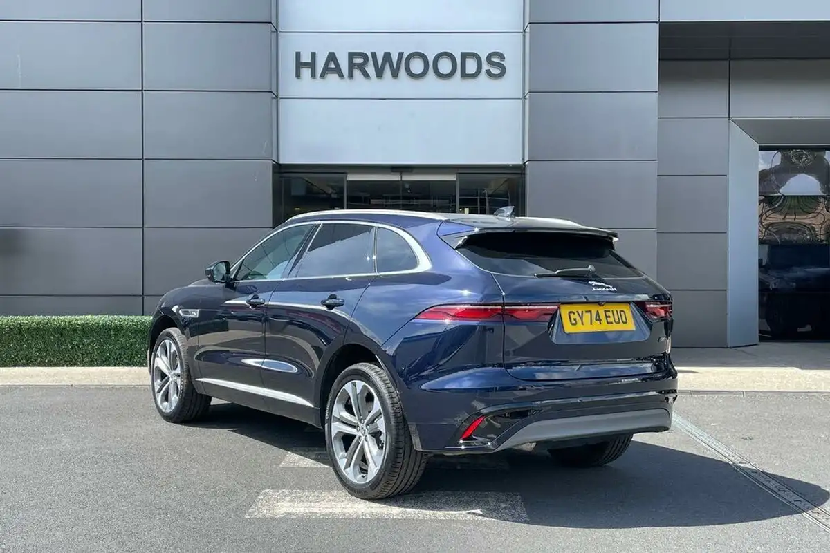2024-jaguar-f-pace-20-d200-r-dynamic-se-black-90th-anniversary-edition-big-8