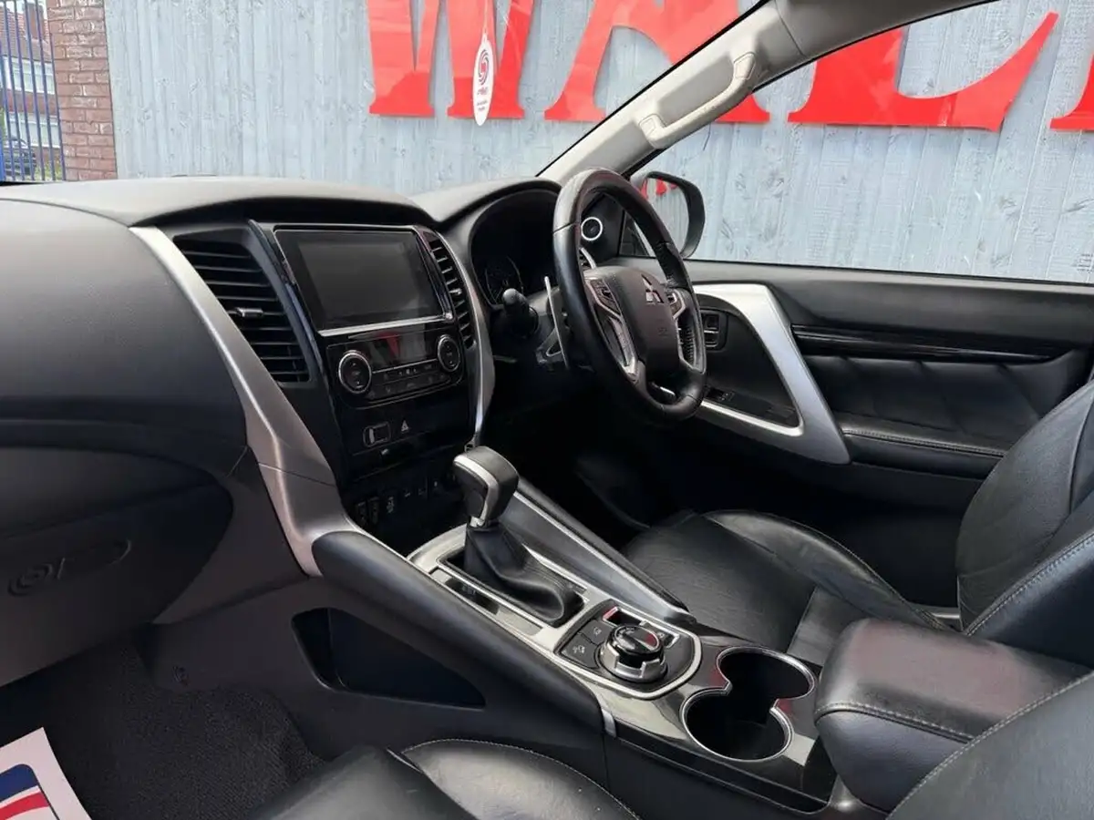2021-mitsubishi-shogun-sport-24di-d-4-big-36