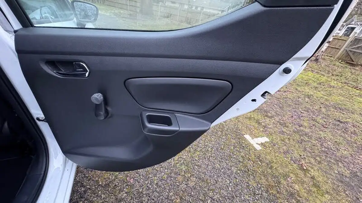 2017-nissan-micra-10-acenta-exteriorpack-big-36