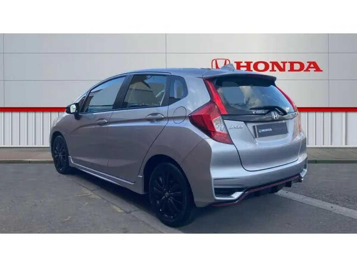 2019-honda-jazz-15-i-vtec-sport-navi-big-2