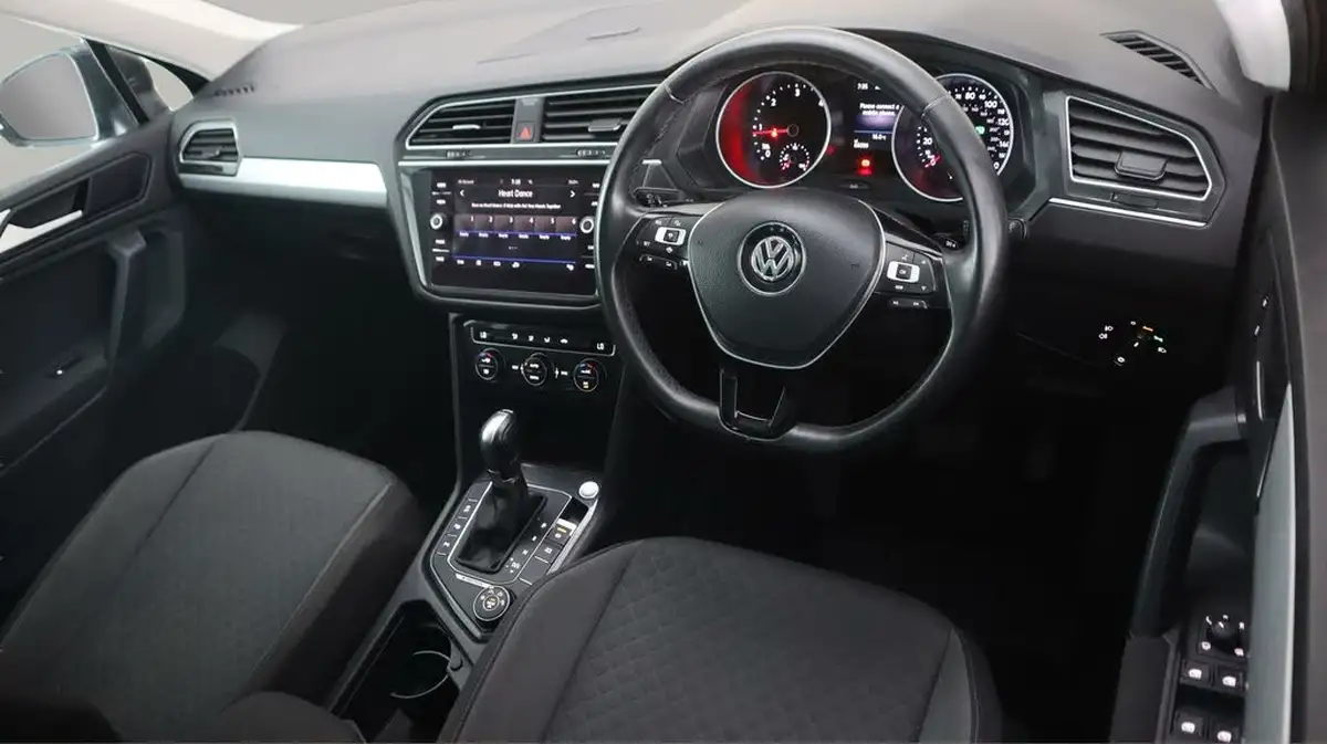2019-volkswagen-tiguan-20tdi-match-150ps-4motion-dsg-big-9