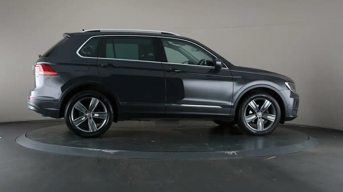 2019-volkswagen-tiguan-20tdi-match-150ps-4motion-dsg-big-54