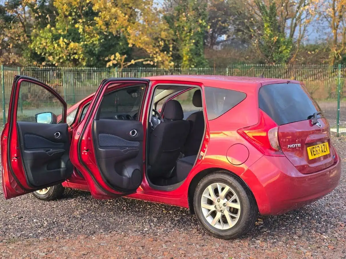 2013-nissan-note-12-acenta-premium-80ps-big-15