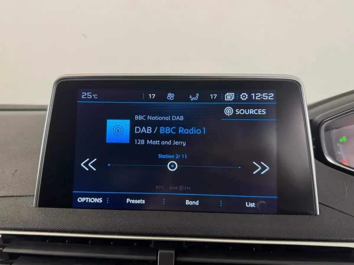 2019-peugeot-5008-suv-15-bluehdi-gt-line-big-26