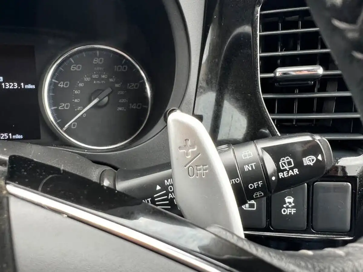 2019-mitsubishi-outlander-20-exceed-big-57
