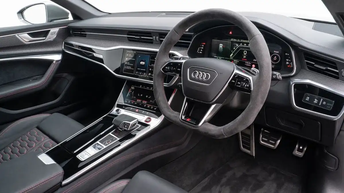 2024-audi-rs6-avant-40-tfsi-performance-big-13