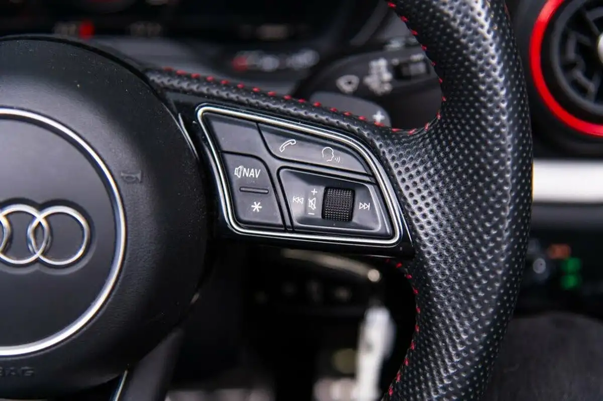 2019-audi-s3-20-tfsi-cabriolet-2d-big-14