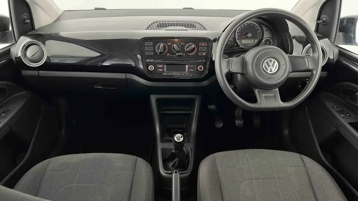 2016-volkswagen-up-10-move-up-5d-big-8
