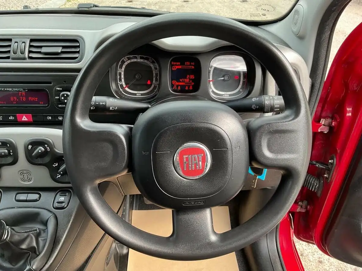 2014-fiat-panda-12-easy-big-15