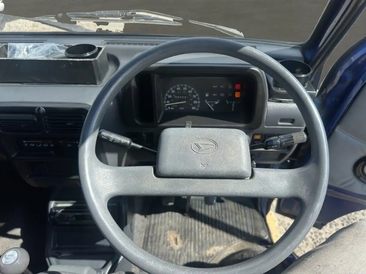 2005-daihatsu-hijet-13-lpg-panel-van-big-11