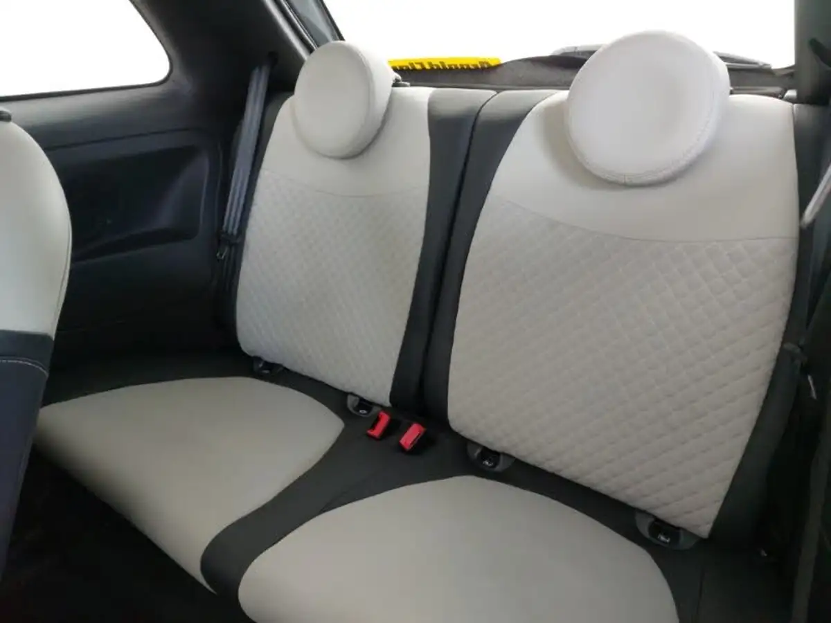 2022-fiat-500-10-dolcevita-big-5