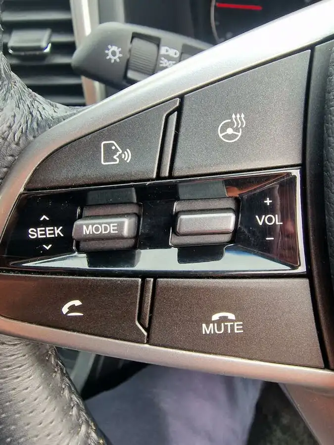 2019-kgm-ssangyong-musso-22td-rebel-auto-big-15