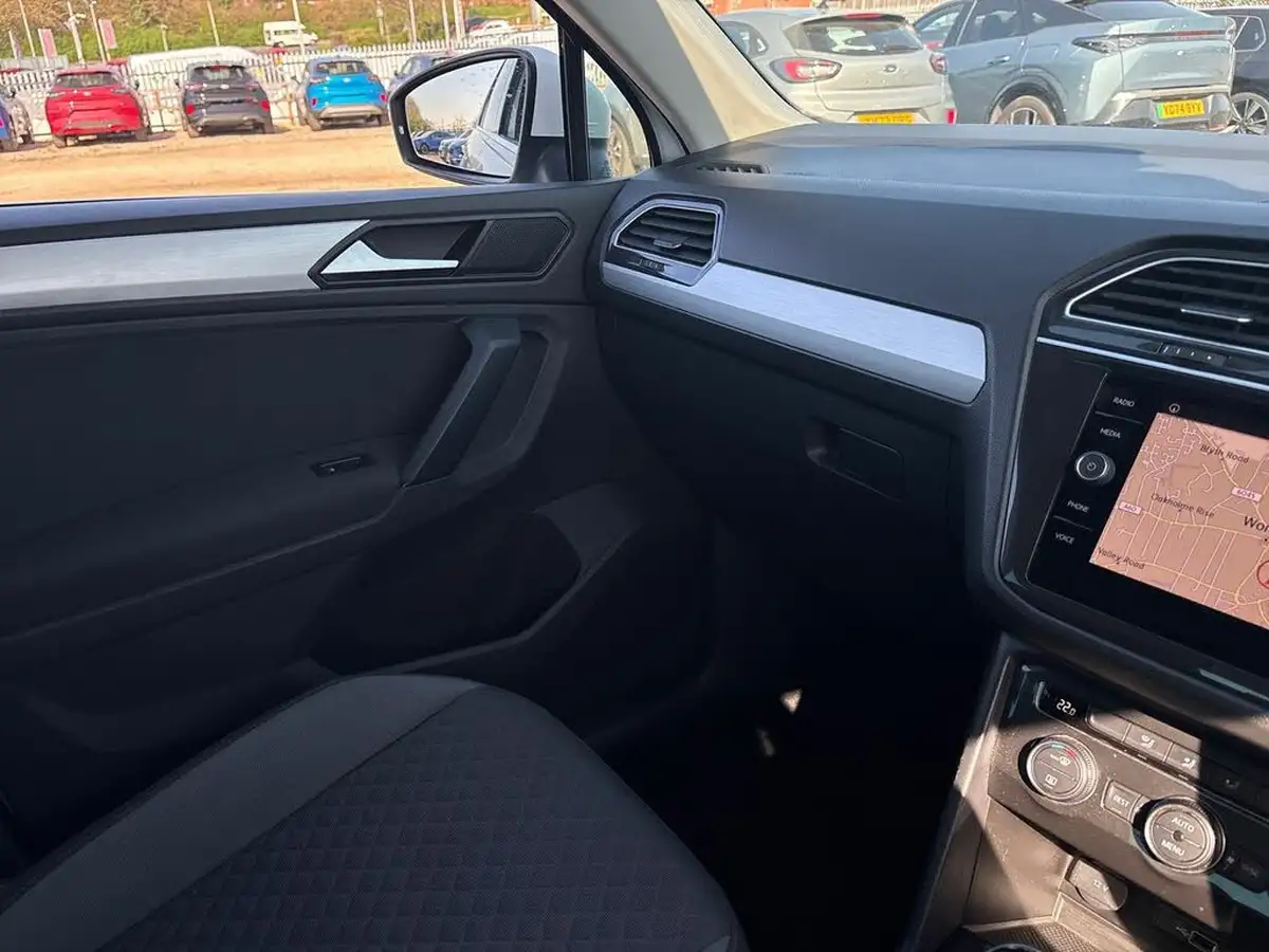 2019-volkswagen-tiguan-20tdi-match-150ps-big-25