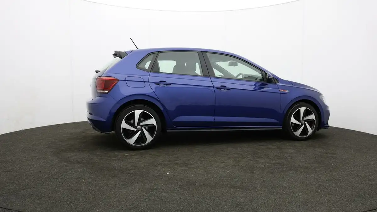 2019-volkswagen-polo-20-tsi-gti-big-28