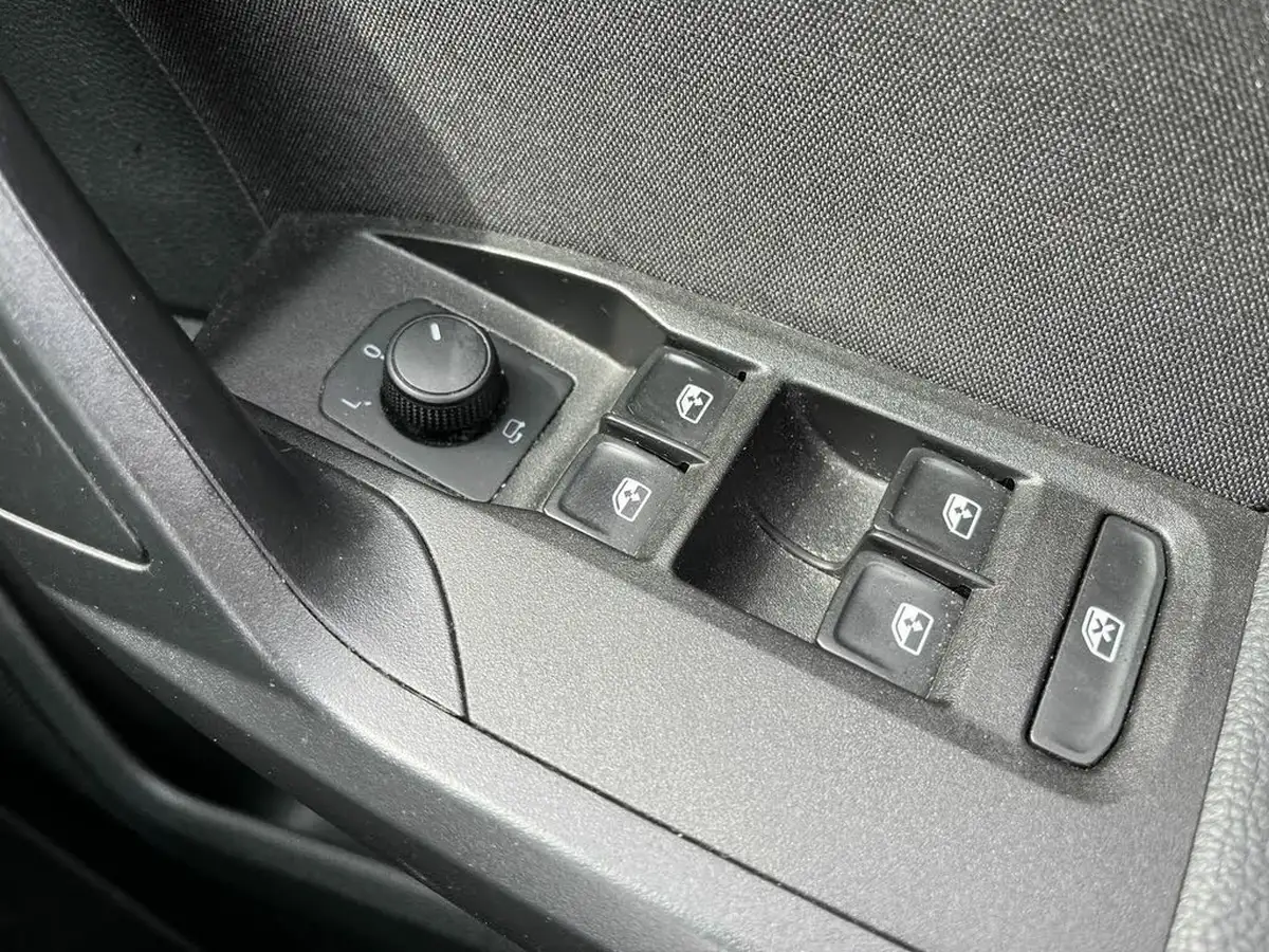2022-seat-arona-10-tsi-fr-big-28