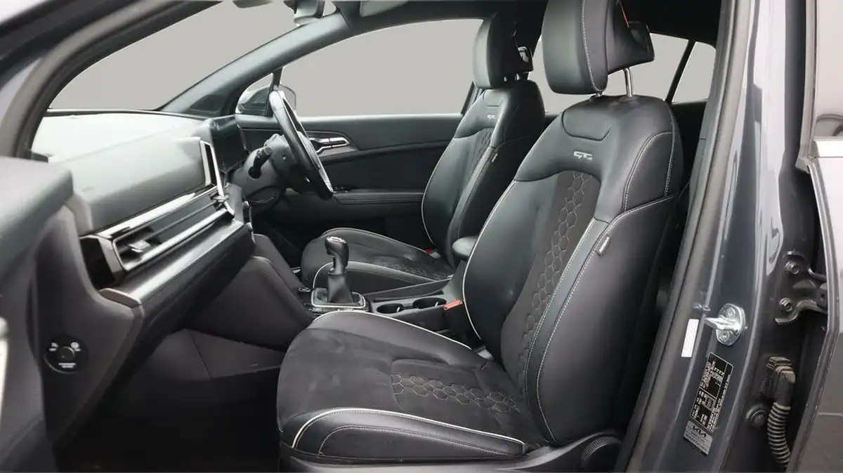 2022-kia-sportage-16crdi-gt-line-113bhp-big-14