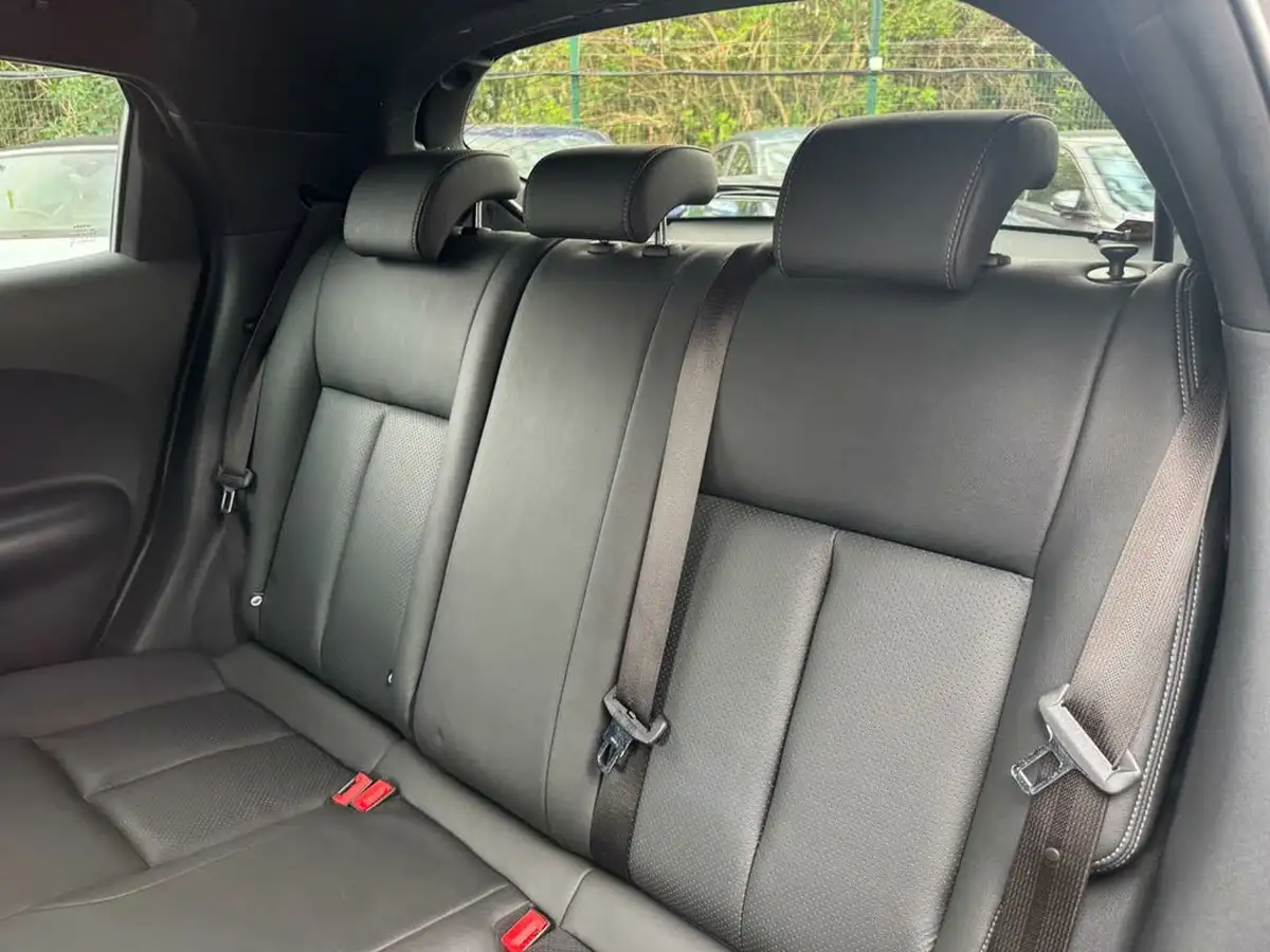 2019-nissan-juke-16-tekna-112ps-xtronic-cvt-big-30
