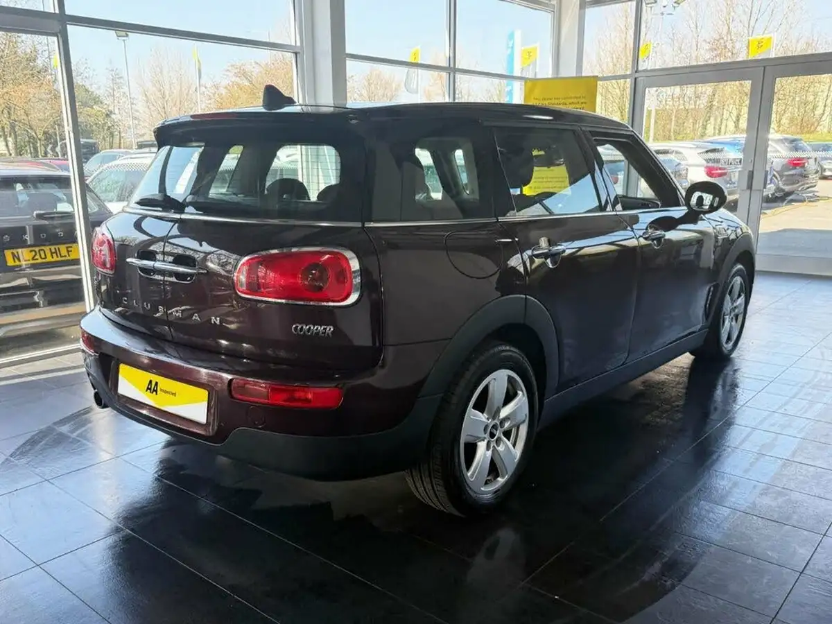 2018-mini-clubman-15-cooper-auto-big-9