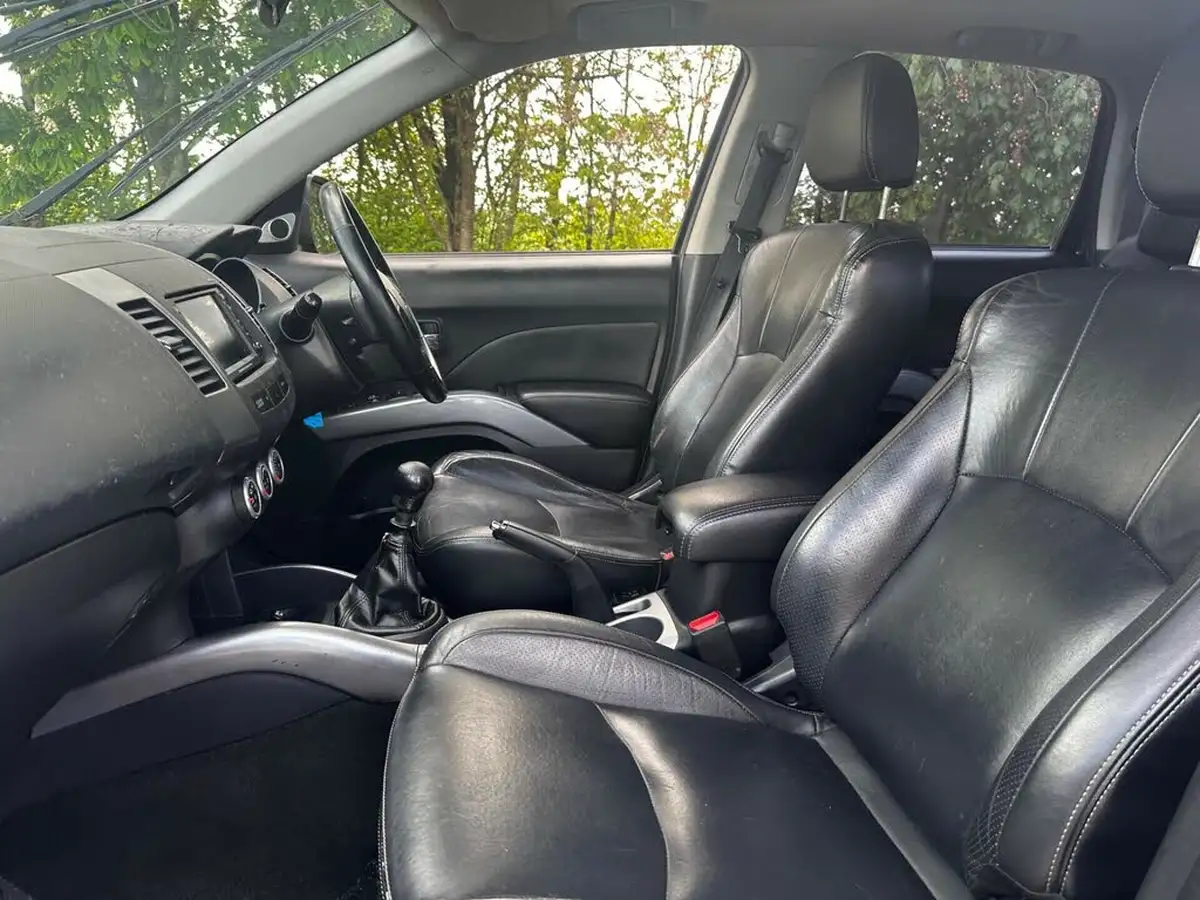 2008-mitsubishi-outlander-20td-elegance-big-9