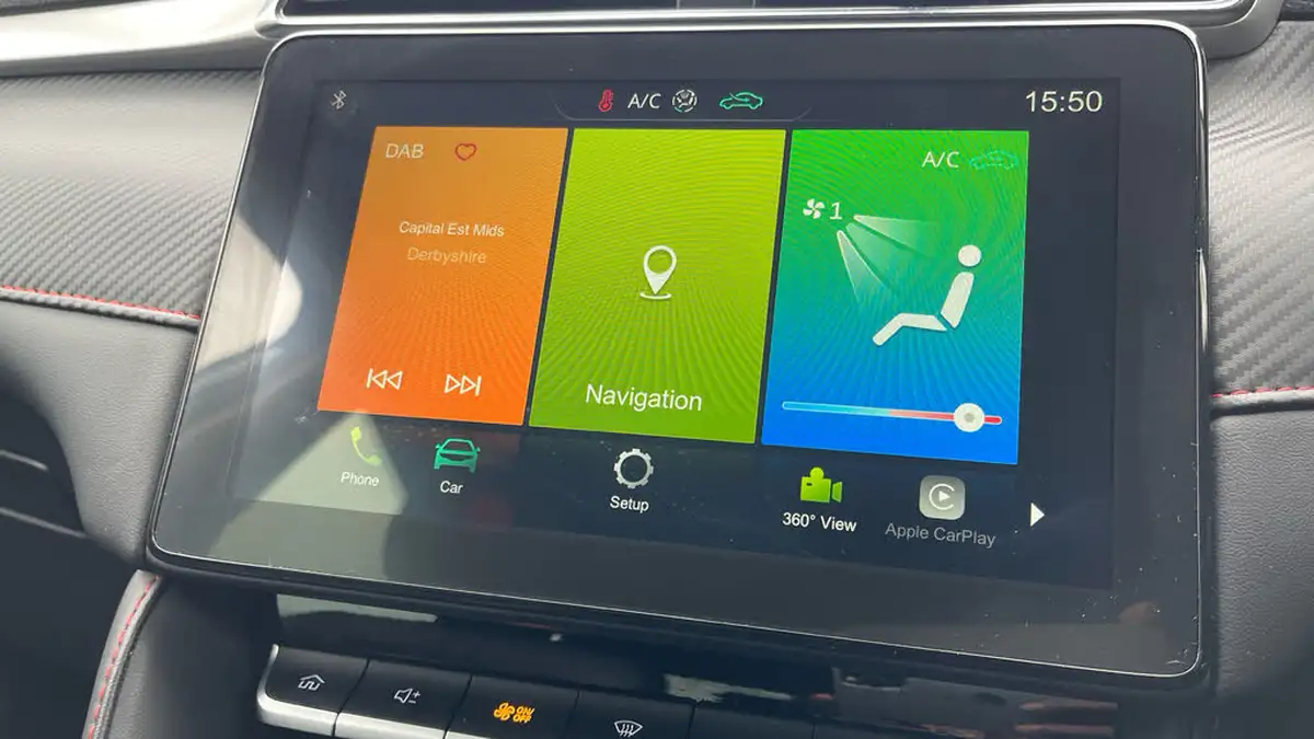 2023-mg-zs-suv-15-vti-tech-exclusive-big-24