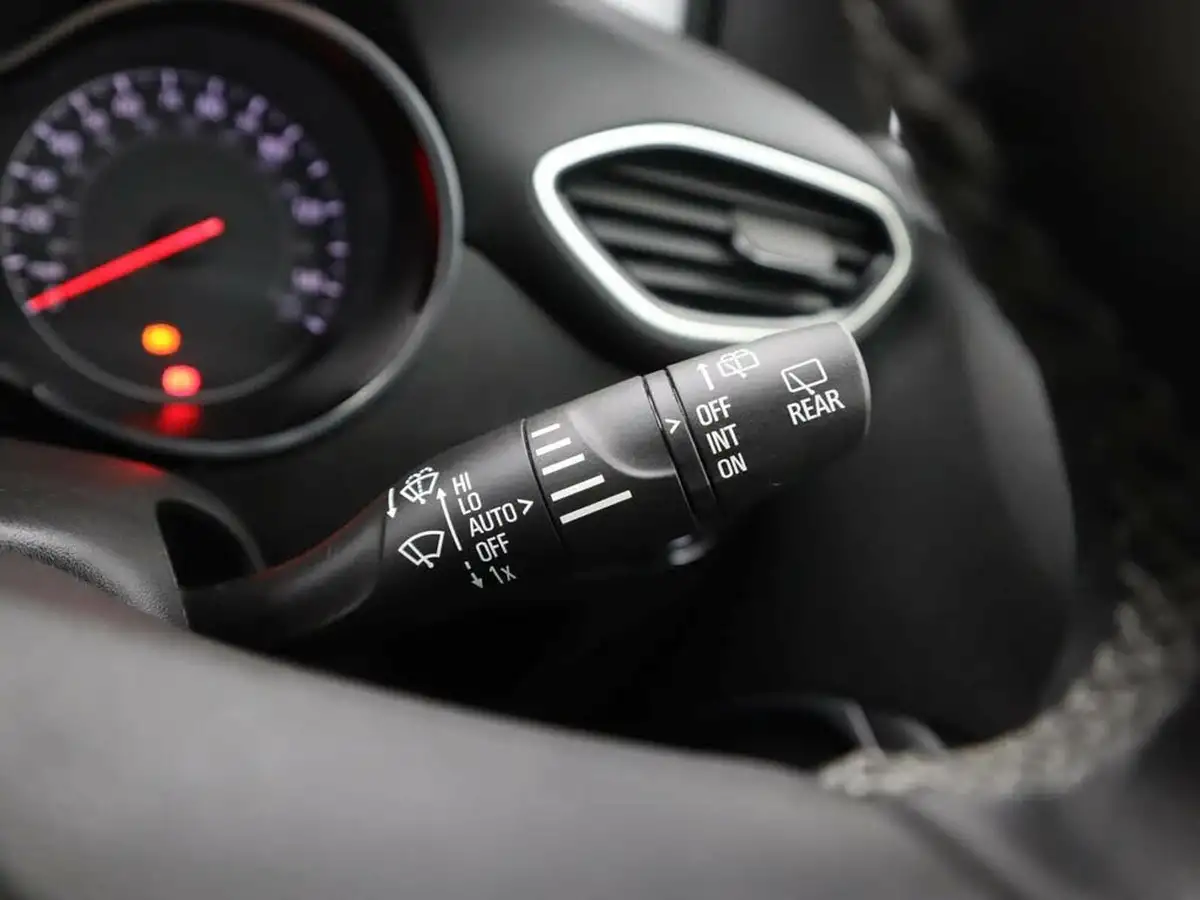 2022-vauxhall-crossland-15-ultimate-110ps-big-23