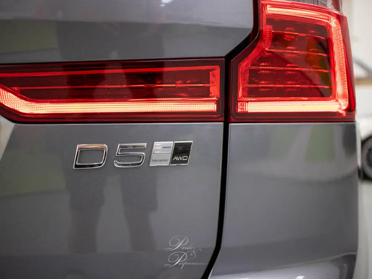 2018-volvo-xc60-20td-d5-inscription-pro-powerpulse-4x4-big-36