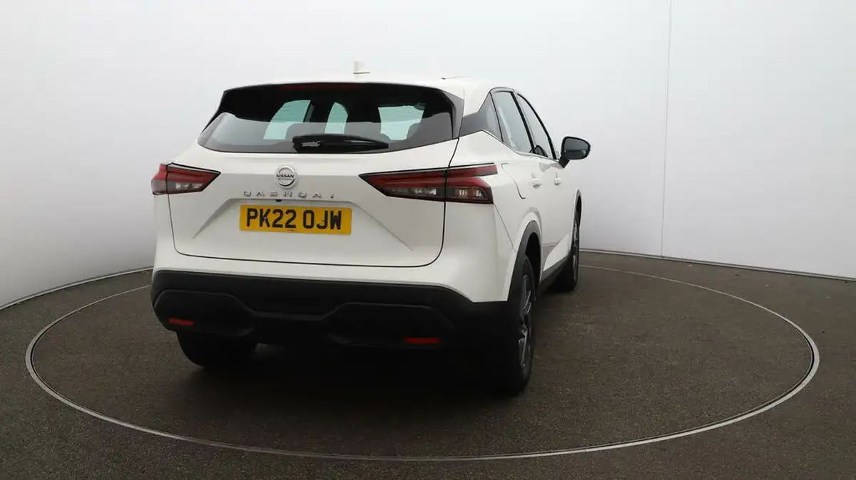 2022-nissan-qashqai-13-dig-t-acenta-premium-140ps-big-45