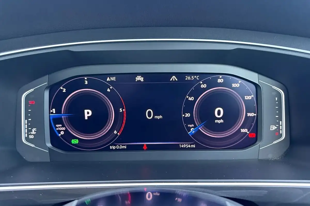 2020-volkswagen-tiguan-20tdi-r-line-tech-150ps-dsg-big-40