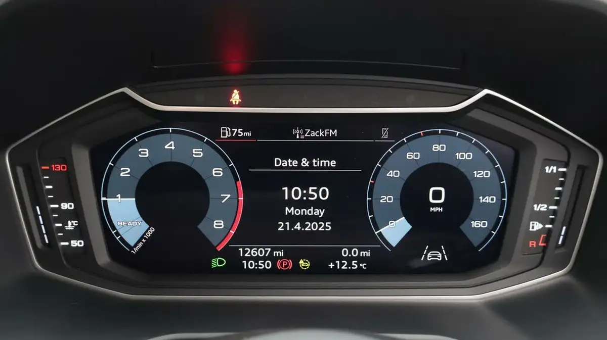2022-audi-a1-10-25-tfsi-sport-big-10