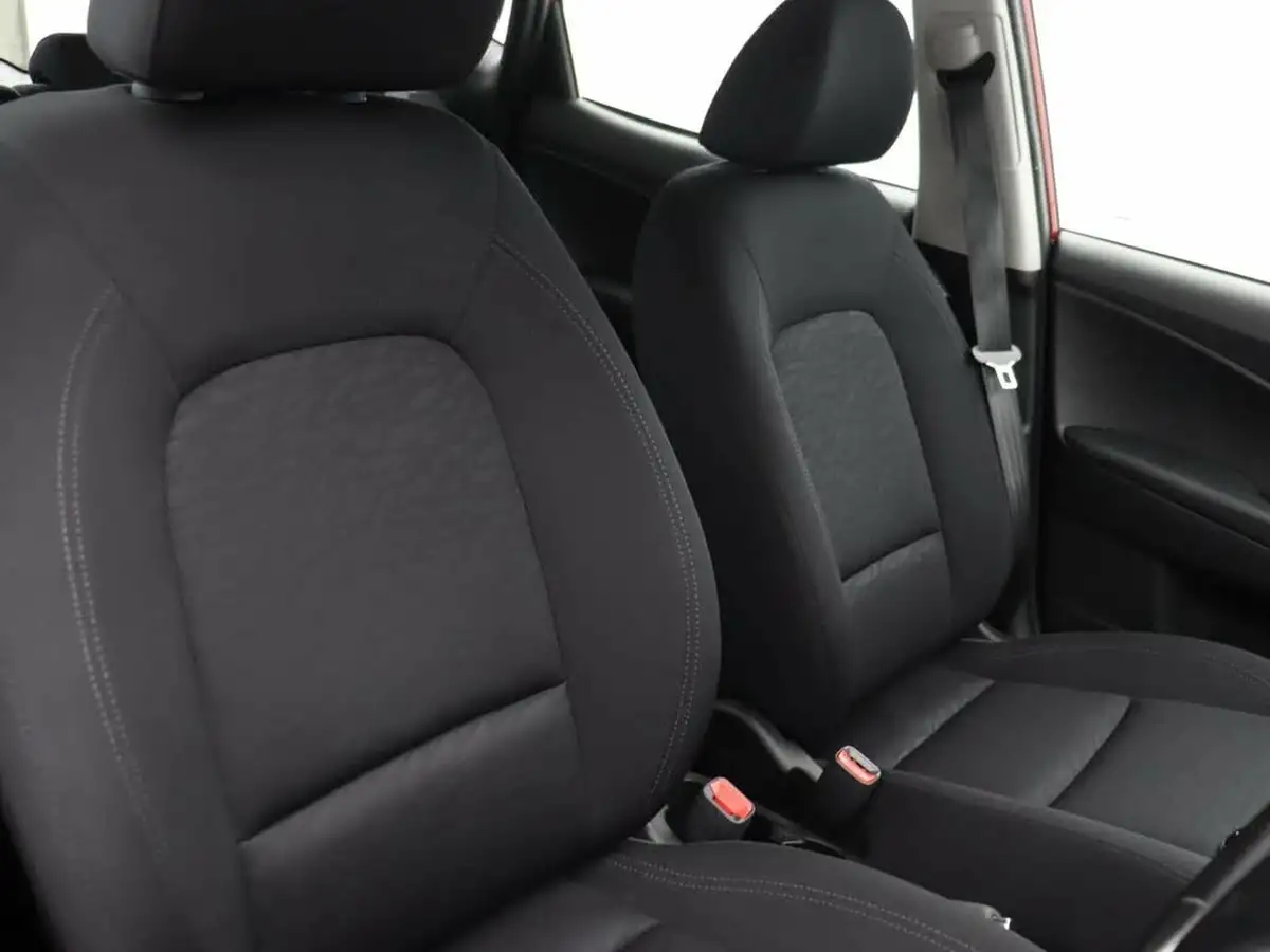 2017-hyundai-ix20-14-se-big-6