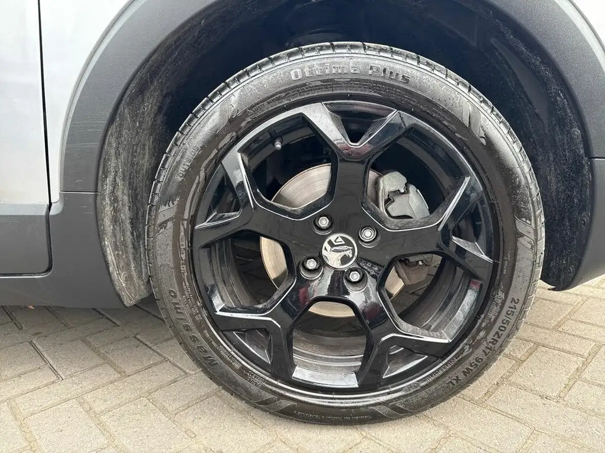 2021-vauxhall-crossland-12-sri-nav-130ps-big-14