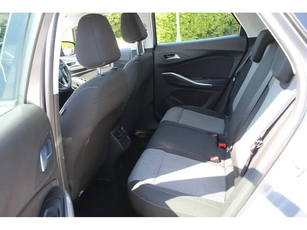2018-vauxhall-grandland-x-16cdti-se-122ps-ecotec-big-12