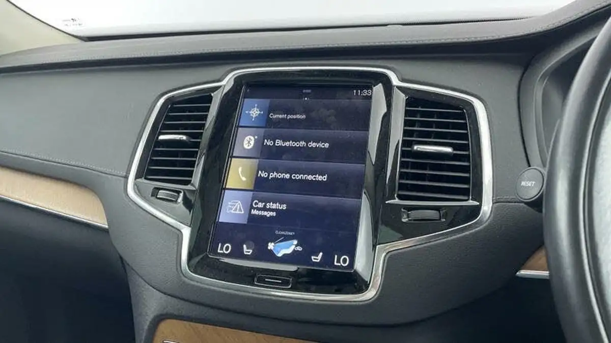 2017-volvo-xc90-20td-d5-inscription-auto-big-17