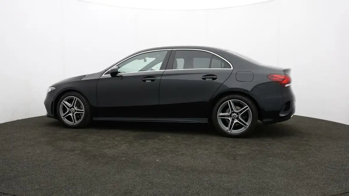 2020-mercedes-benz-a-class-13-a200-amg-line-saloon-4d-7g-dct-big-63