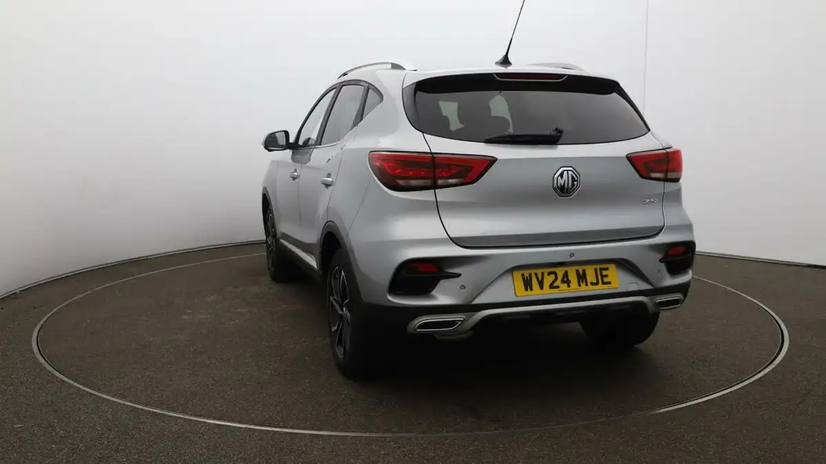 2024-mg-zs-suv-10t-gdi-exclusive-big-50