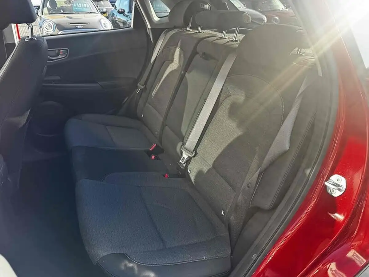 2021-hyundai-kona-e-premium-204ps-big-31