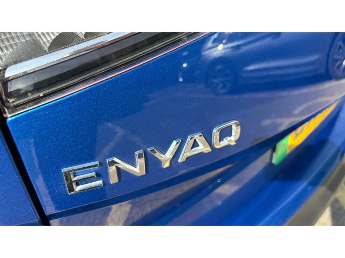 2023-skoda-enyaq-e-60-big-23